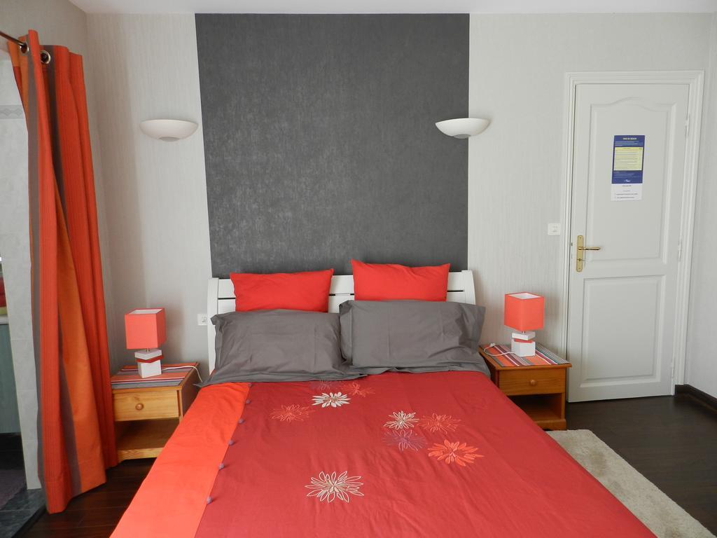 Aux Portes De Rennes Ch. D'Hotes Chartres-de-Bretagne Eksteriør billede